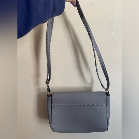 Purse - Picture 2 of 3